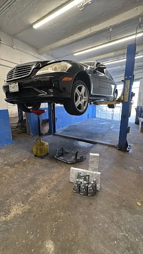 Euro NYC Autoworks interior right